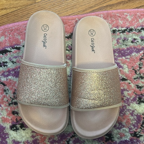 Cat & Jack size medium 2/3 pink blush and glitter slide sandals - Picture 2 of 5